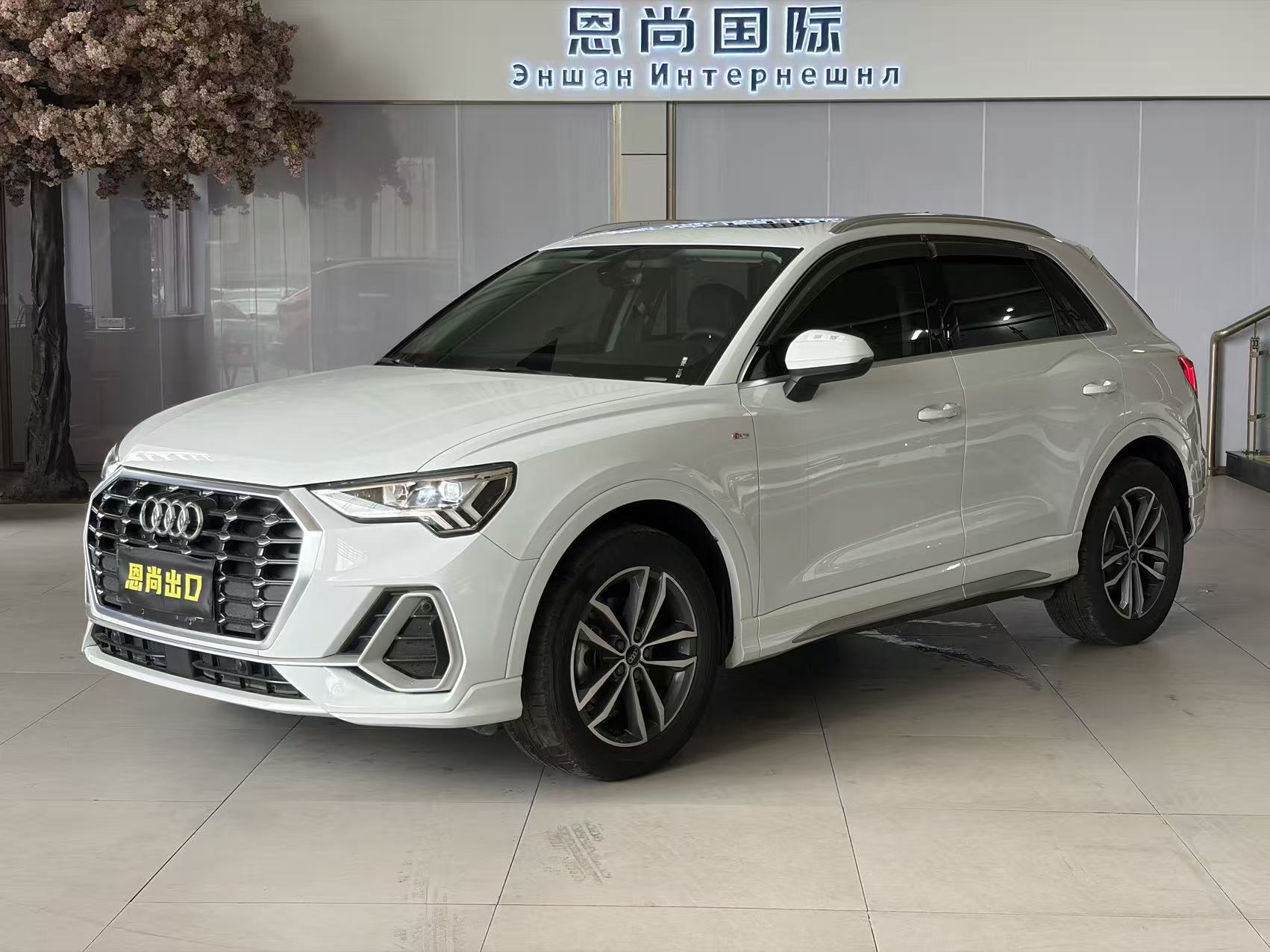 Audi Q3 35 TFSI, 2022